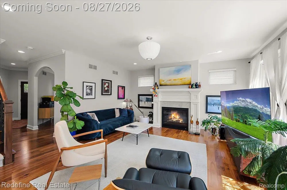 149 Woodward Avenue Rochester City, MI 48307