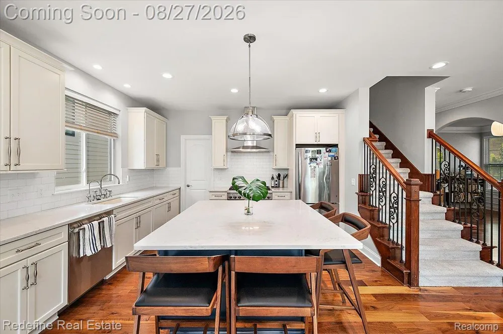 149 Woodward Avenue Rochester City, MI 48307