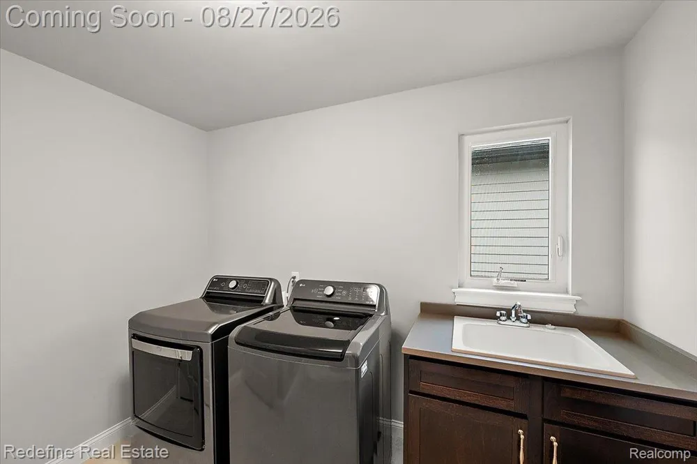 149 Woodward Avenue Rochester City, MI 48307