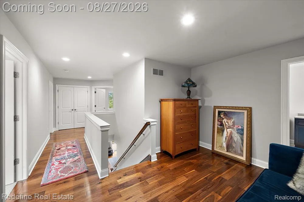 149 Woodward Avenue Rochester City, MI 48307
