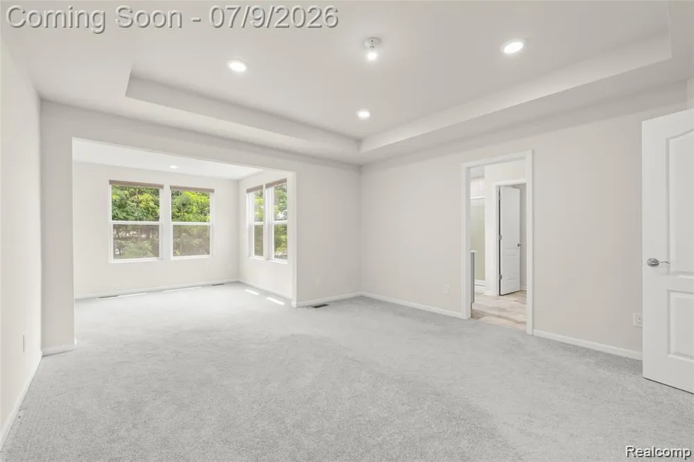 208 ADDISON CIRCLE Commerce Charter Township, MI 48390