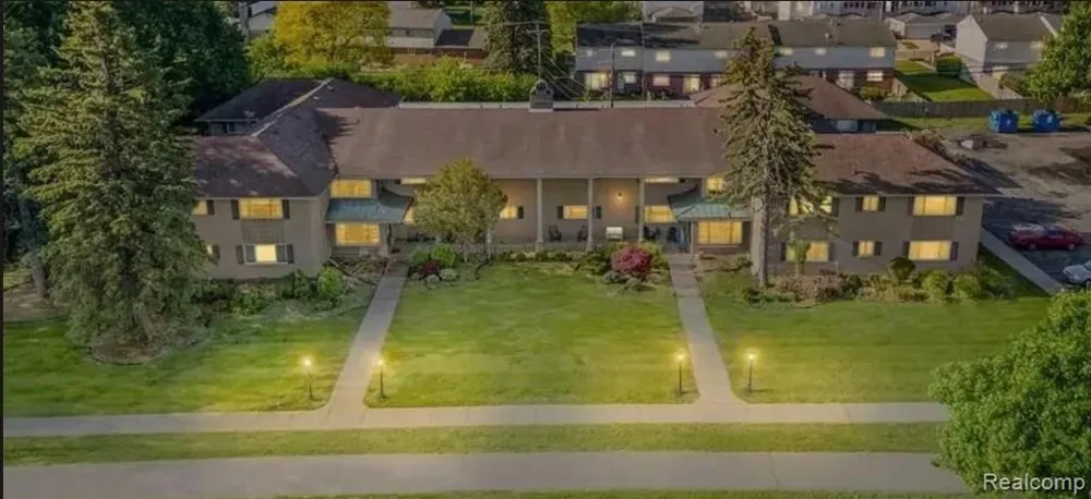2245 Walton Boulevard #56 Rochester Hills City, MI 48309