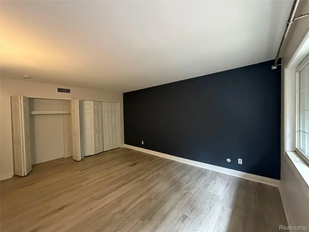 2245 Walton Boulevard #56 Rochester Hills City, MI 48309