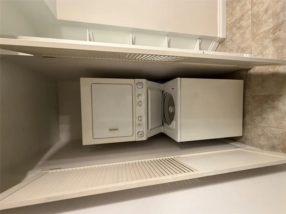 2245 Walton Boulevard #56 Rochester Hills City, MI 48309