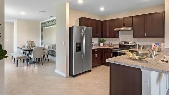 8310 PONCE DE LEON STREET Lakeland, FL 33810