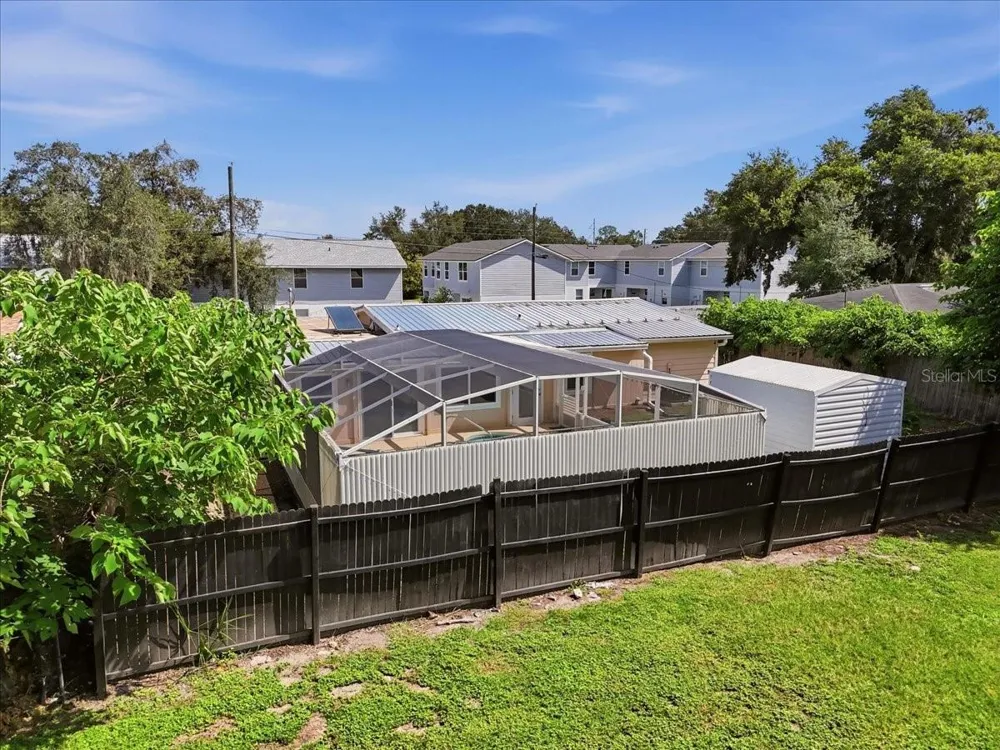 122 W COLLINS STREET Lakeland, FL 33805