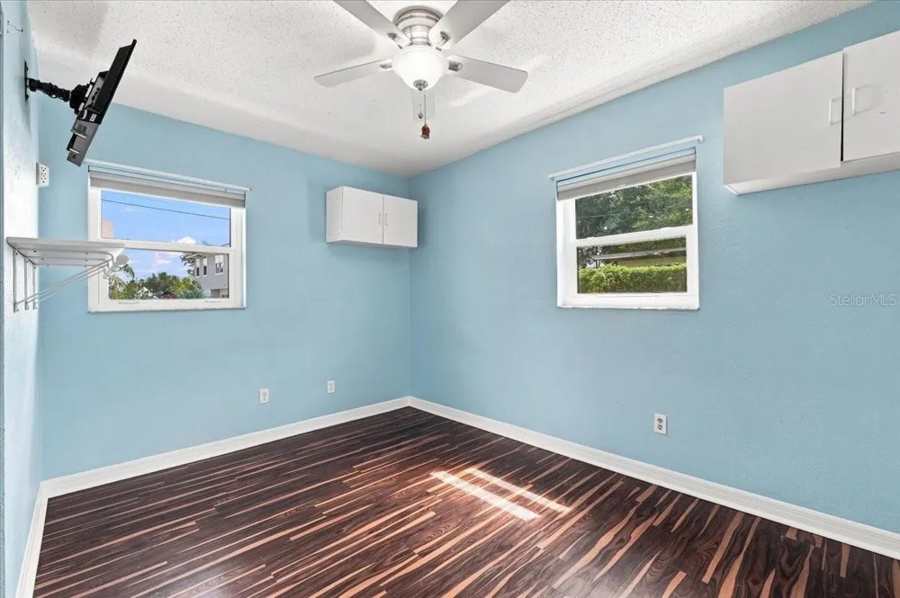 122 W COLLINS STREET Lakeland, FL 33805
