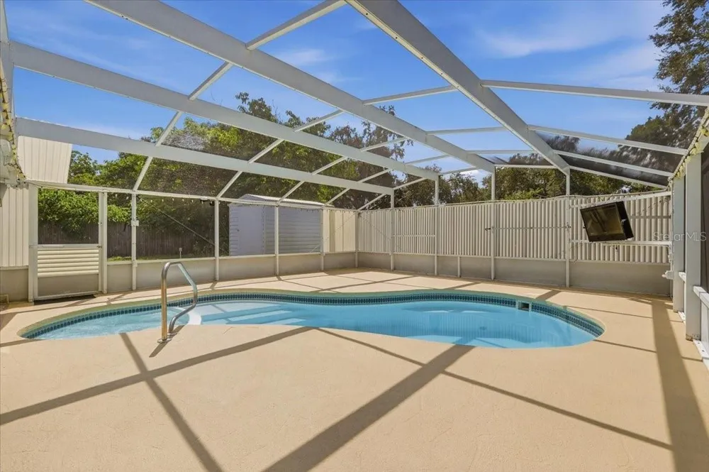 122 W COLLINS STREET Lakeland, FL 33805