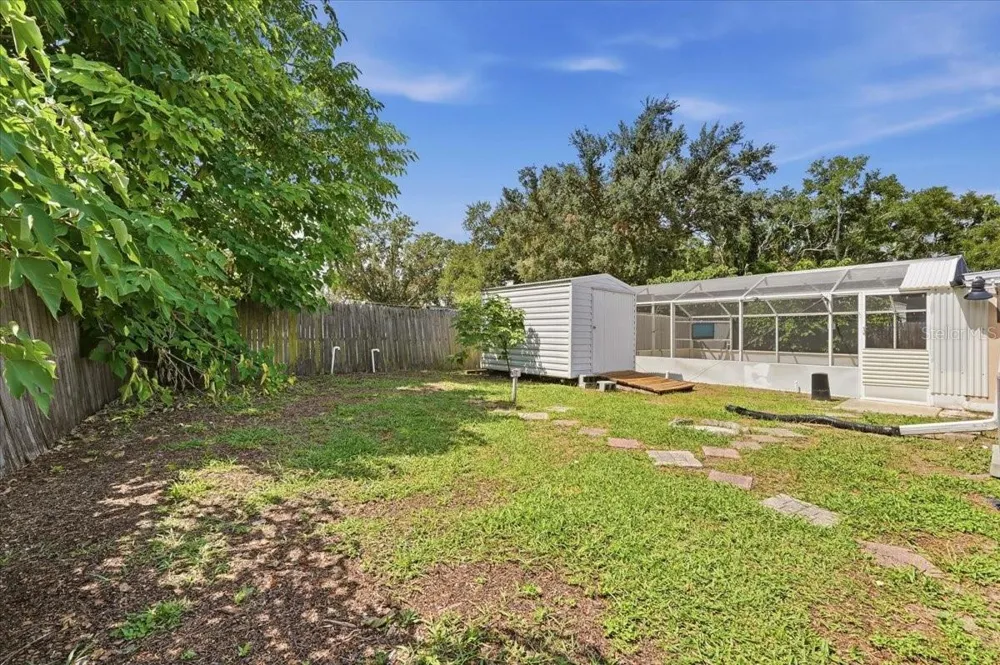 122 W COLLINS STREET Lakeland, FL 33805