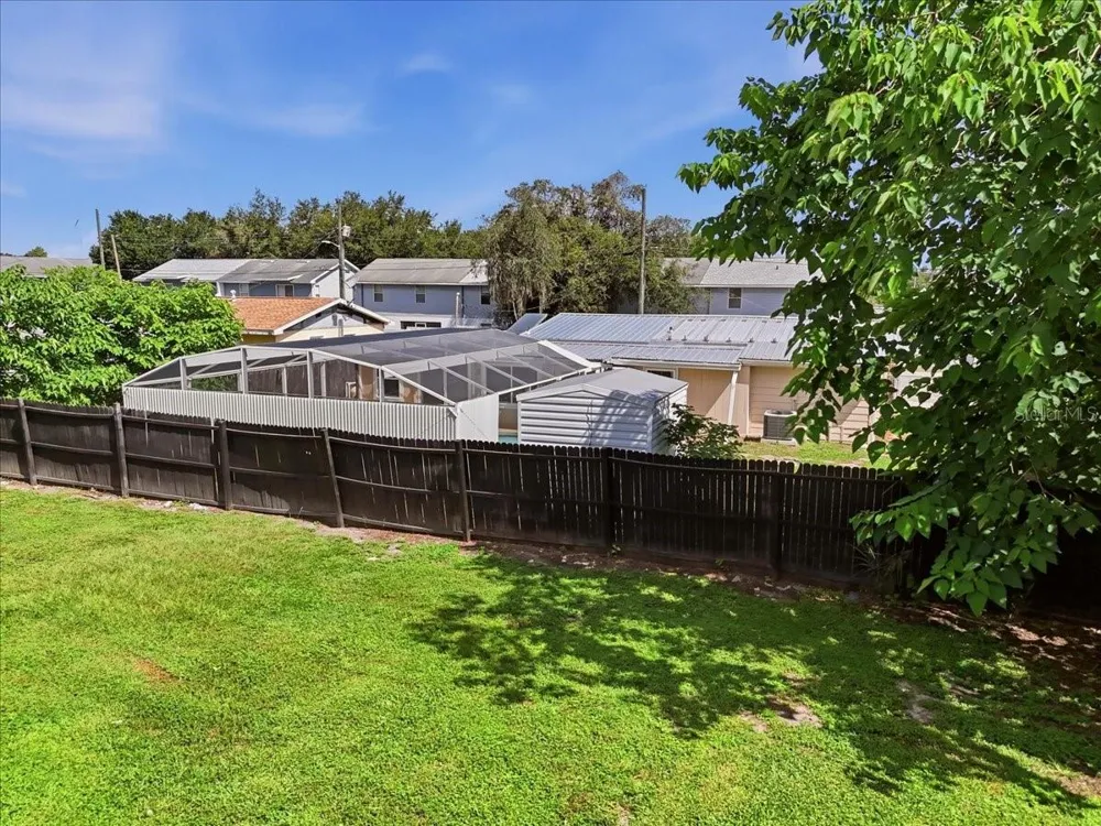 122 W COLLINS STREET Lakeland, FL 33805
