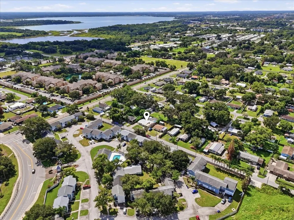 122 W COLLINS STREET Lakeland, FL 33805