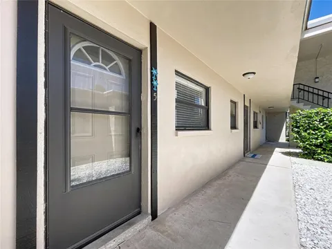 2750 E BAY DRIVE #5E