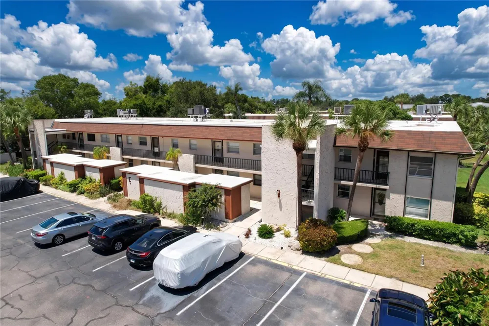 2750 E BAY DRIVE #5E Largo, FL 33771