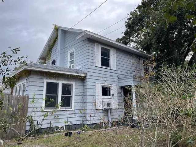 836 8TH STREET St Petersburg, FL 33701