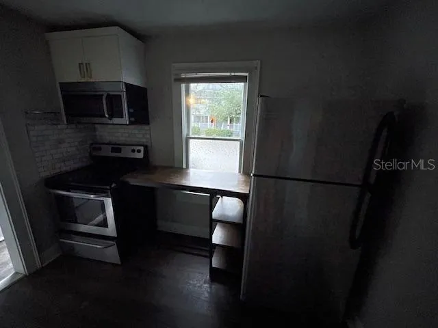 836 8TH STREET St Petersburg, FL 33701