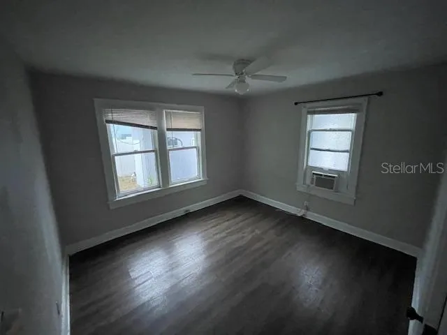 836 8TH STREET St Petersburg, FL 33701