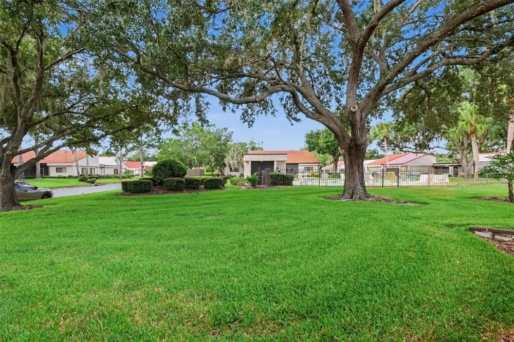 108 SEVILLE COURT Plant City, FL 33566