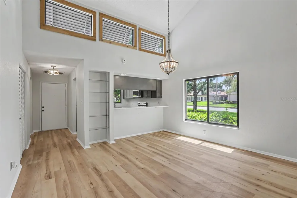 108 SEVILLE COURT Plant City, FL 33566