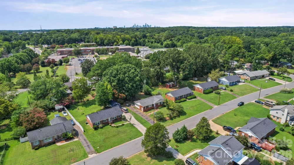 3029 Rosehill Drive Charlotte, NC 28212