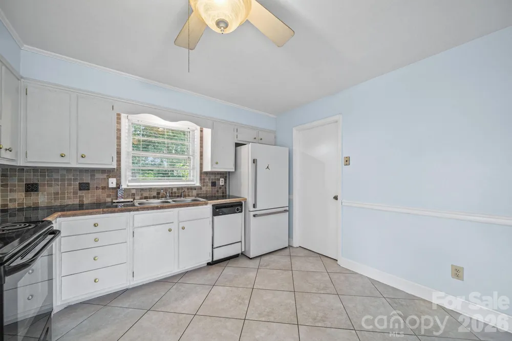 3029 Rosehill Drive Charlotte, NC 28212