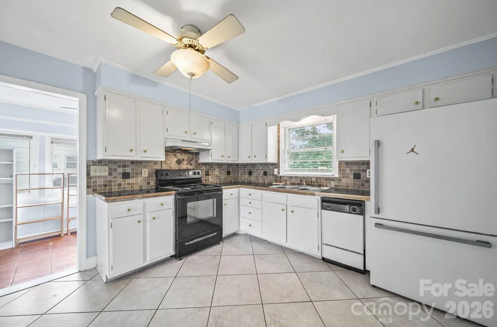 3029 Rosehill Drive Charlotte, NC 28212