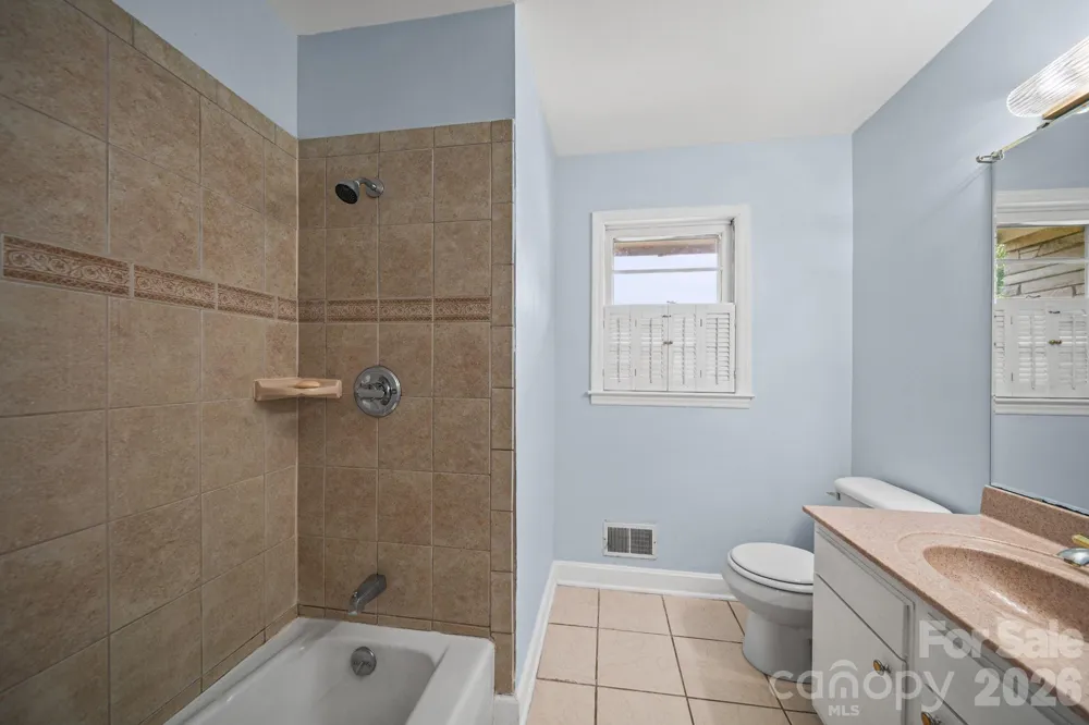 3029 Rosehill Drive Charlotte, NC 28212