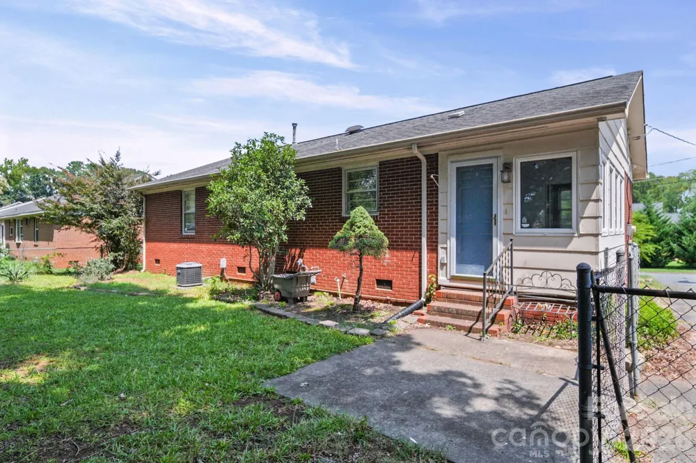 3029 Rosehill Drive Charlotte, NC 28212