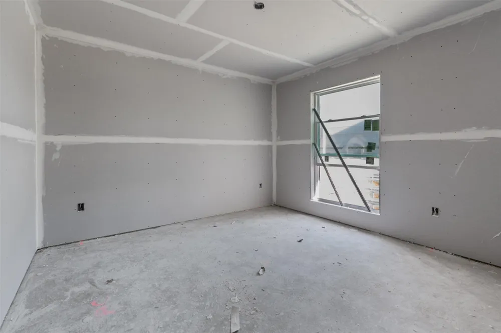 1405 Red Rock Road Hewitt, TX 76643