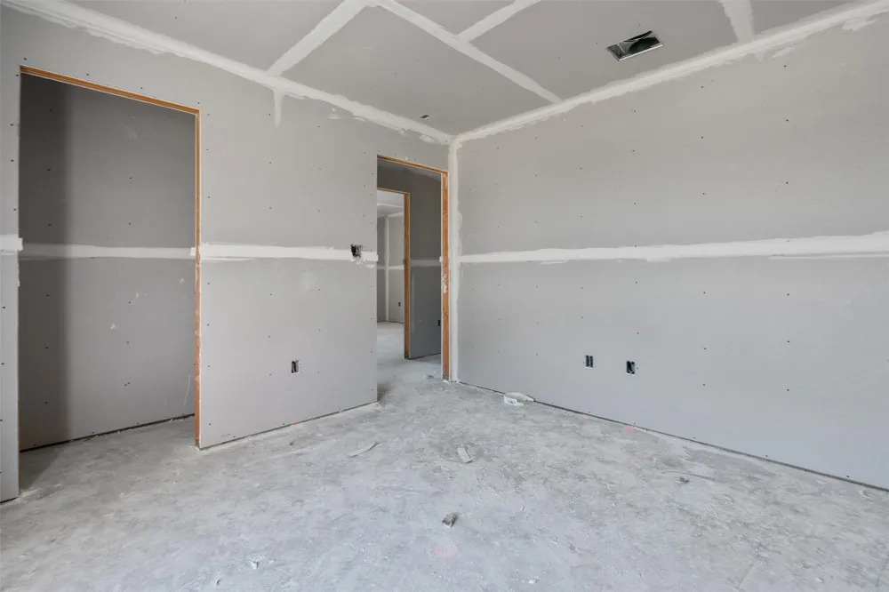 1405 Red Rock Road Hewitt, TX 76643