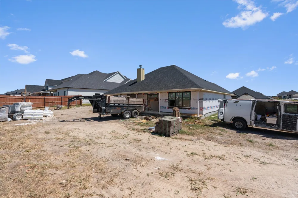 1405 Red Rock Road Hewitt, TX 76643