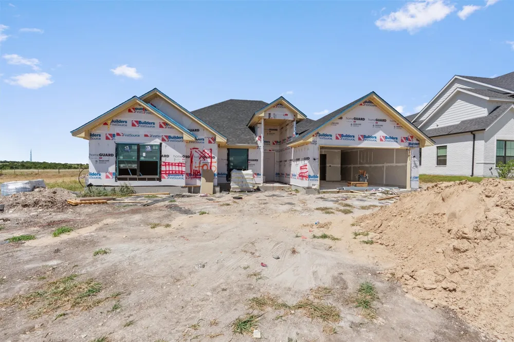 1405 Red Rock Road Hewitt, TX 76643