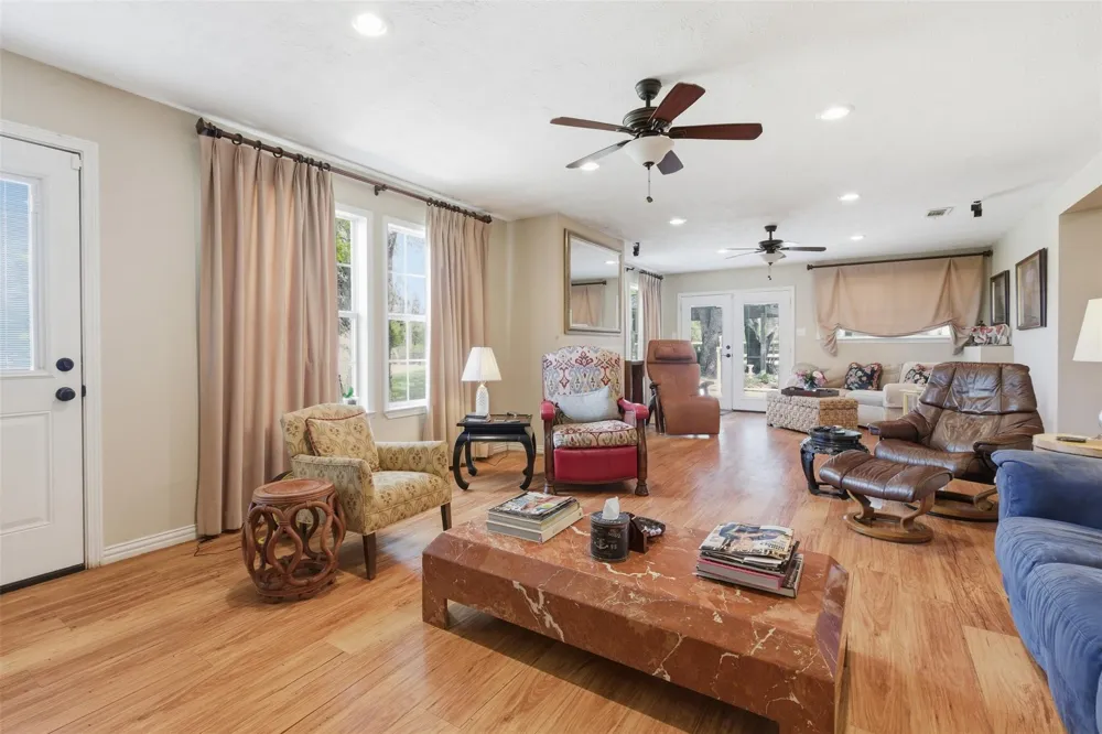 36455 Joe Loggins Road Hempstead, TX 77445