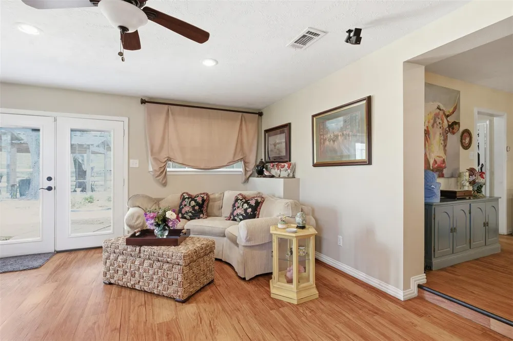 36455 Joe Loggins Road Hempstead, TX 77445