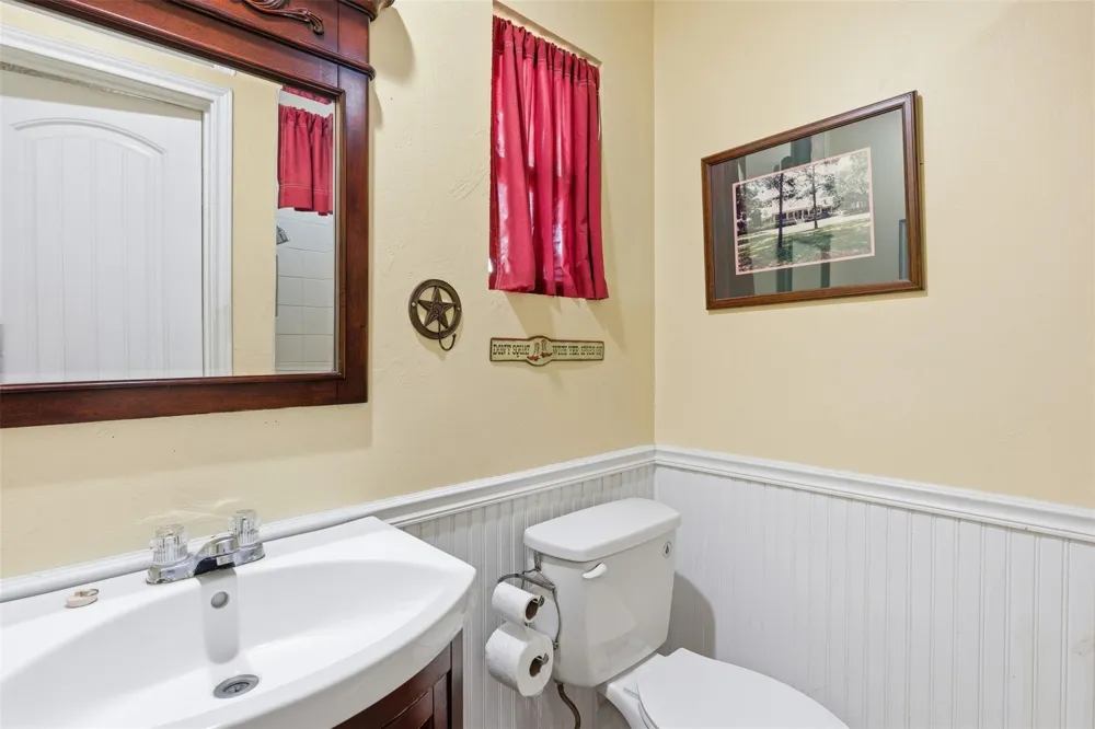 36455 Joe Loggins Road Hempstead, TX 77445