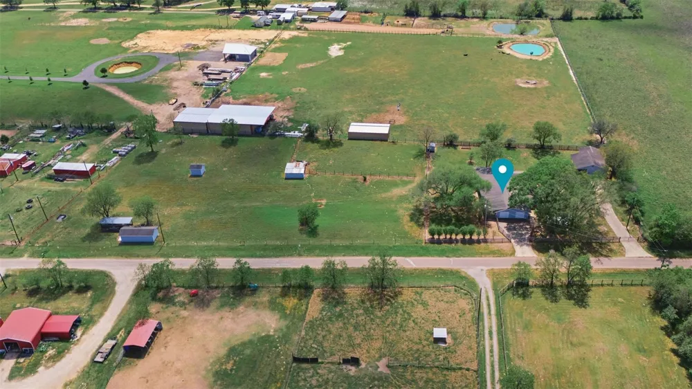 36455 Joe Loggins Road Hempstead, TX 77445