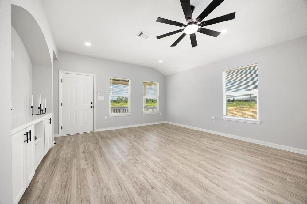 87 Road 592004 Cleveland, TX 77327