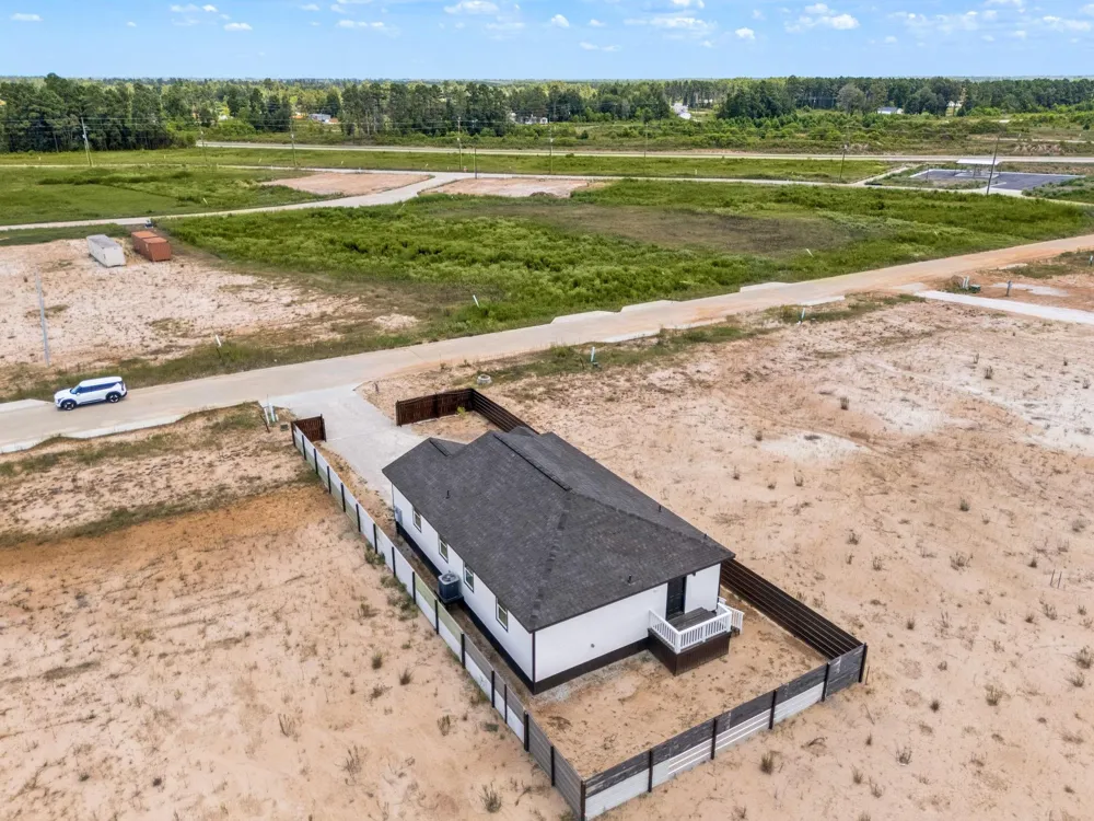87 Road 592004 Cleveland, TX 77327