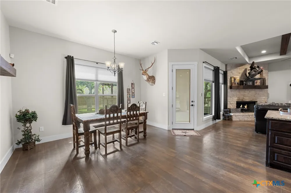 1006 Deer Crossing Salado, TX 76571