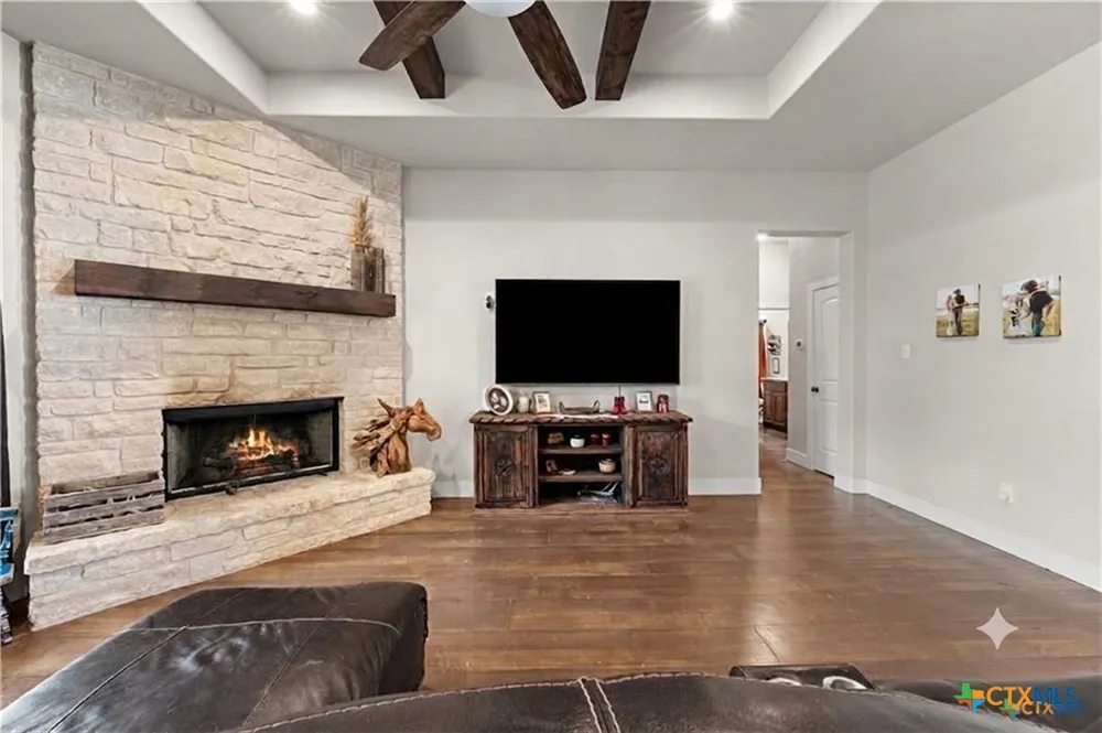 1006 Deer Crossing Salado, TX 76571