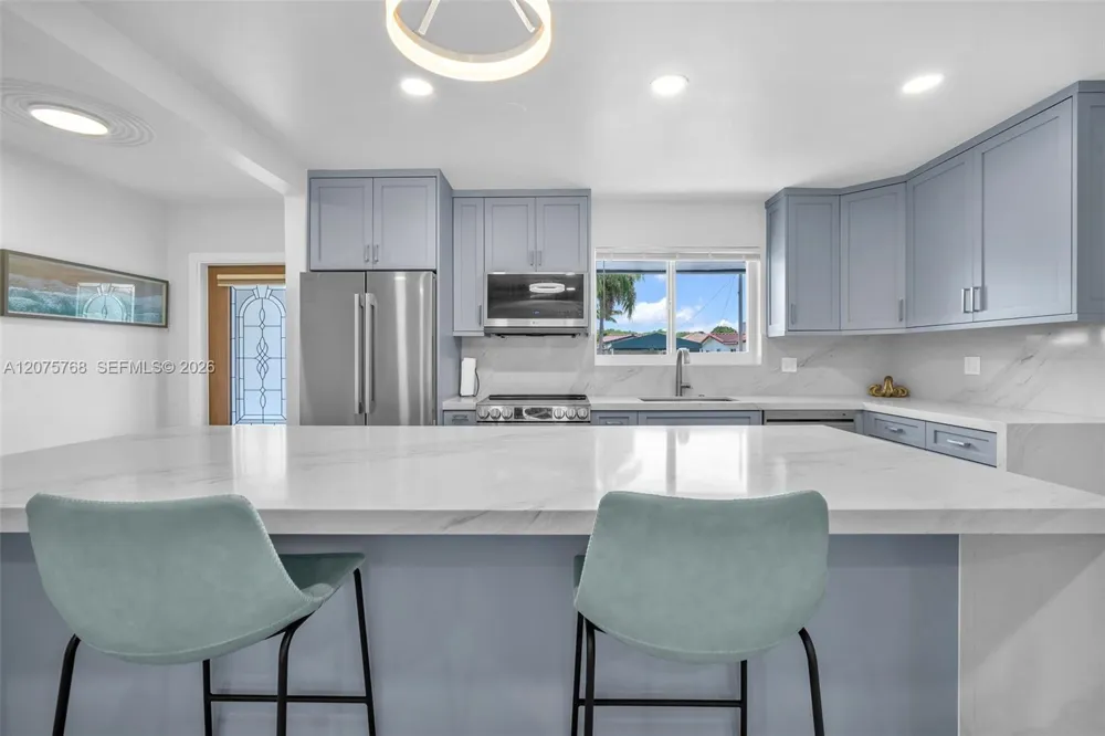 4448 SW 37th Ave Dania Beach, FL 33312