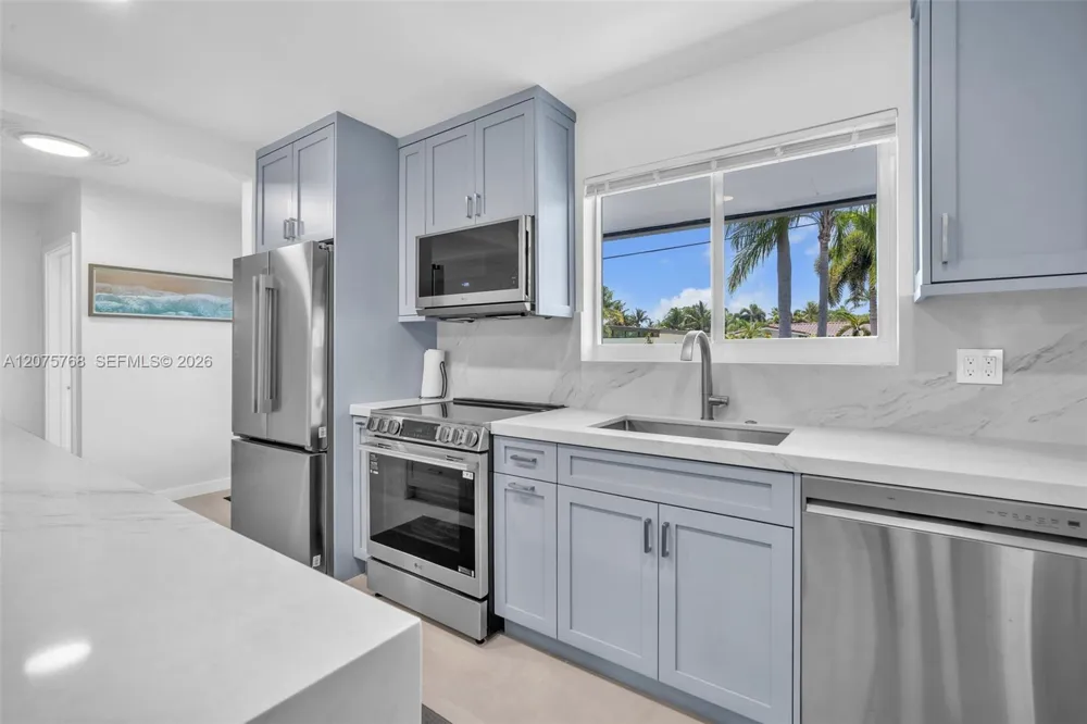 4448 SW 37th Ave Dania Beach, FL 33312