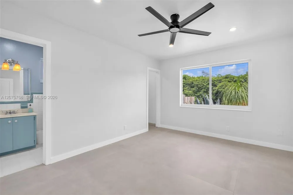 4448 SW 37th Ave Dania Beach, FL 33312
