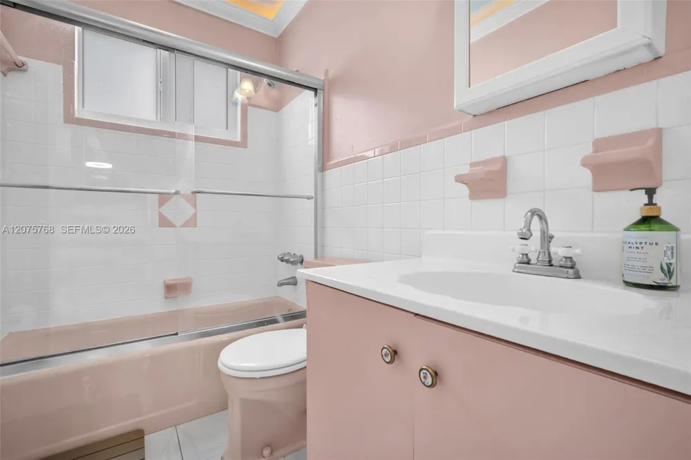 4448 SW 37th Ave Dania Beach, FL 33312