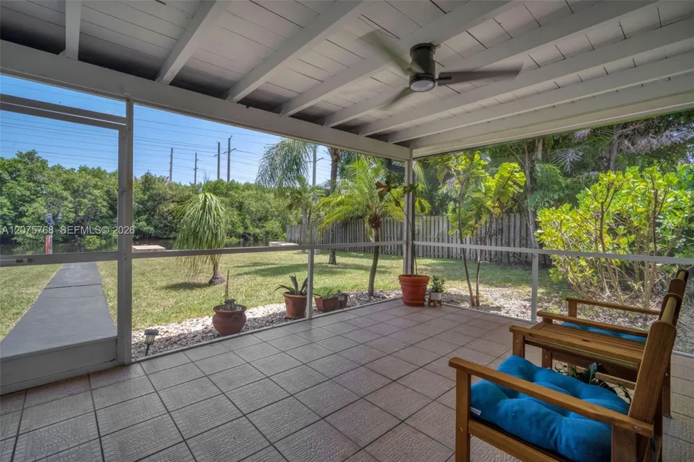 4448 SW 37th Ave Dania Beach, FL 33312