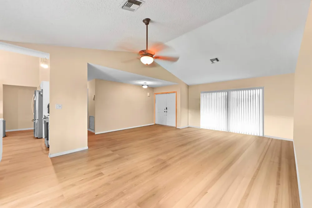 7123 NW 42nd Court Coral Springs, FL 33065