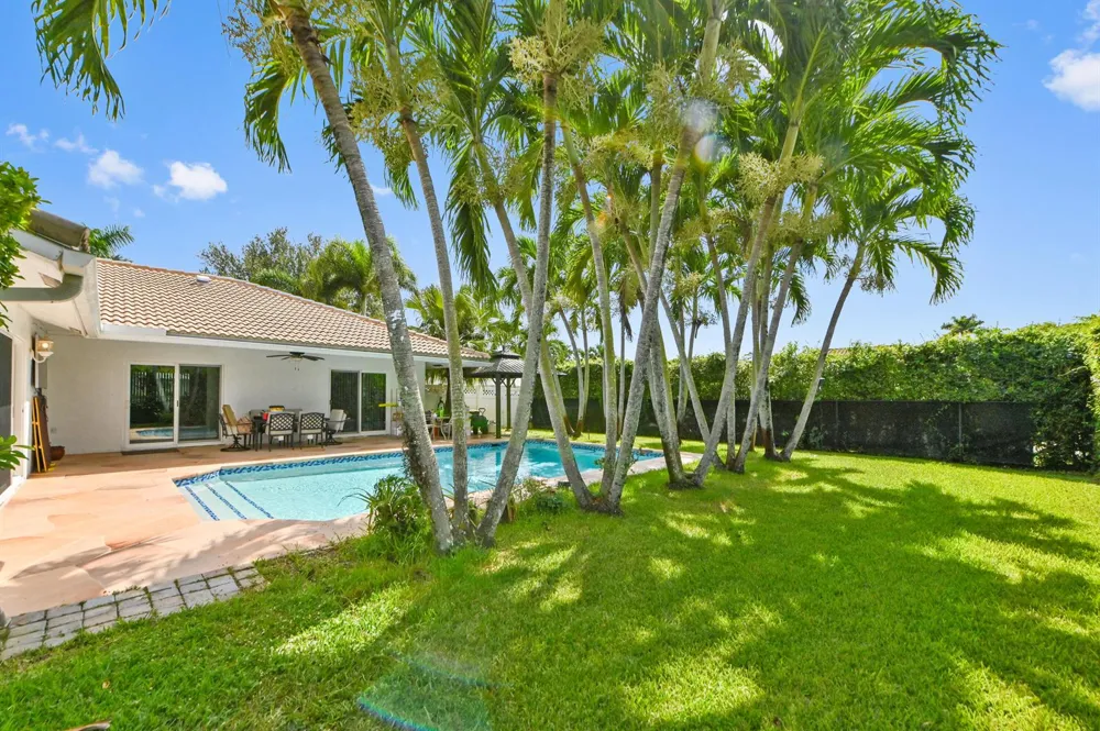 7123 NW 42nd Court Coral Springs, FL 33065