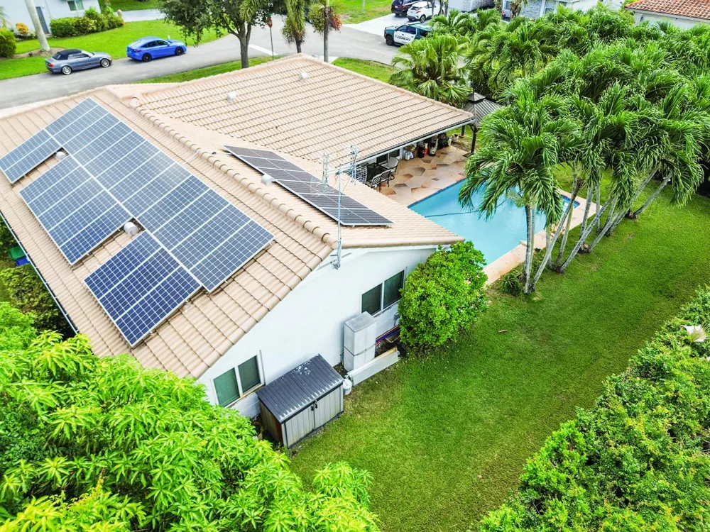 7123 NW 42nd Court Coral Springs, FL 33065