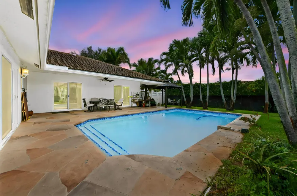 7123 NW 42nd Court Coral Springs, FL 33065