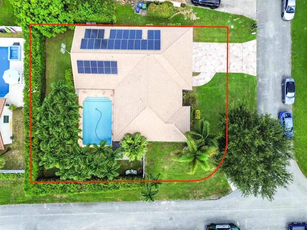 7123 NW 42nd Court Coral Springs, FL 33065