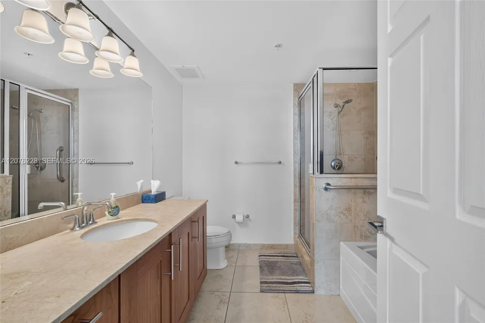 1300 Ponce De Leon Blvd #405 Coral Gables, FL 33134